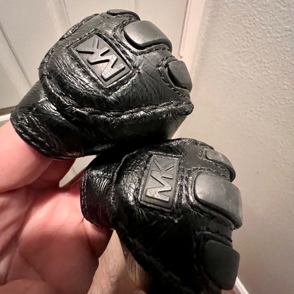 MICHAEL MICHAEL KORS black leather ballet flats. Size 9.5M - Picture 4 of 8